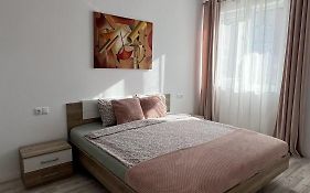 Avram Iancu 402A